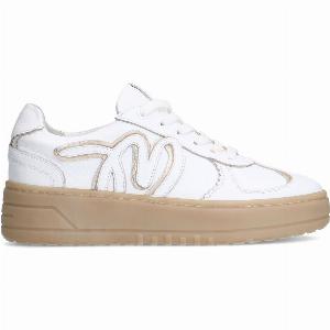Weiße Ledersneaker jetzt für 9099  statt 12999   30  sparen