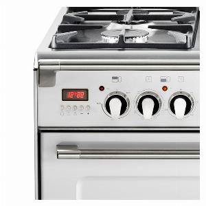 Sonic Direct Enjoy 36% Discount on the Delonghi D3VR908DFWH 90cm Vintage Cooker in White