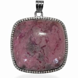 Fancy lila Jaspis Anhänger  80 ct