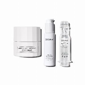 Fermeté Clinique Totale Combats le relâchement et la flaccidité grâce à un effet liftant microneedling exosomes crème raffermissante