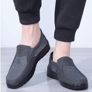Baskets dété pour hommes chaussures de marche décontractées à la mode mocassins respirants pour hommes chaussures décontractées pour hommes 39 noir