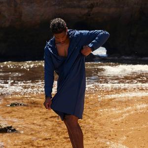 Mens Pursuit Waterproof Lightweight Changing Robe JacketOcean Blue