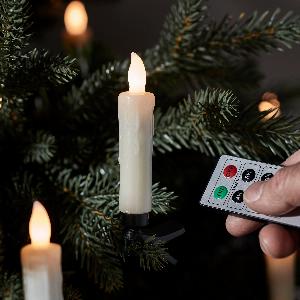Dix bougies ivoire pour embellir votre sapin de Noël