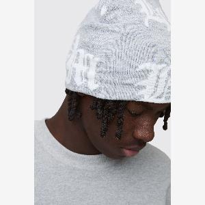 50 Rabatt auf Herren Beanie mit GothicLogo in Pink  boohooMAN