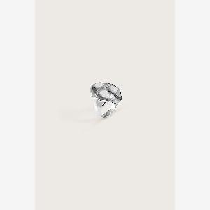 Grab 83 Discount on Lavish Alice Leora Hammered Oval Silver Ring M