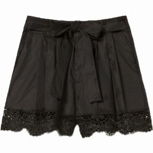 Bermuda donna con pizzo