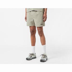 Die Oakley Beach Shorts in Grün kosten jetzt 35  statt früher 55  mit 36  Rabatt