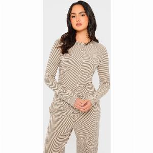 Get 22 Discount on Kaiia Striped Fleece Cardigan in Cream and Black