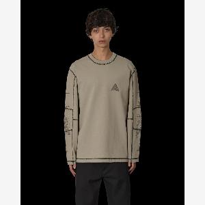 Tshirt verde a maniche lunghe con logo e stampe