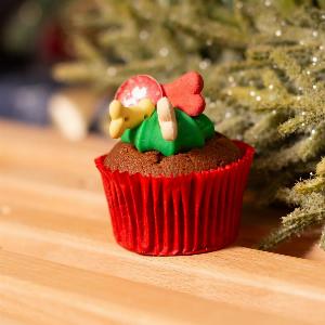 Enjoy a 10 Discount on Barking Bakery Woofmas Treats  One Piece