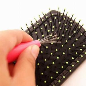 Get 38 Discount on the Curly Hair Comb and Carpet Hair Removal Tool