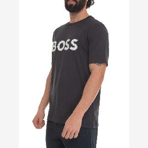 Shortsleeved roundnecked Tshirt