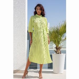 Enjoy 54 Discount on the TFNC Komo Lime Midi Dress