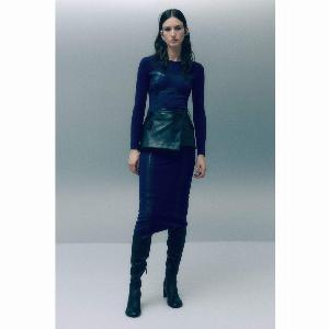 40 Rabatt auf Midikleid aus StretchJersey mit besonderen Details