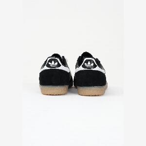 Sconto del 15 su Sneakers Samba JP nere ADIDAS ORIGINALS per tutti