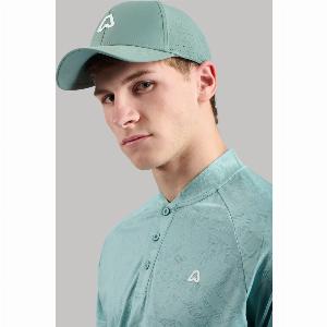 HalfPrice Fitted Golf Cap in Fresh Mint