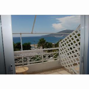 Torino  Costa albanese  Saranda Hotel