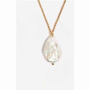Enjoy 25 Discount on Shinju Gold Baroque Pearl Pendant