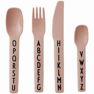 Réduction de 74  sur des couverts pour enfants