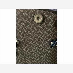 Pierre Sessel in Blau Flou