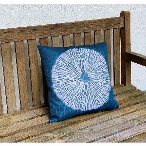 Wasserabweisendes Boho Gartenkissen in Petrol Blau Weiß 45x45cm jetzt für 1297  statt 1596 