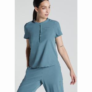 Susie 2 Pocket Scrub Top