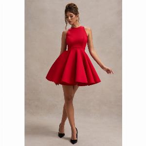 Réduction de 23 sur la minirobe rouge Waverly à encolure arrondie