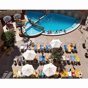 Napoli  Malta  Cardor Holiday Complex