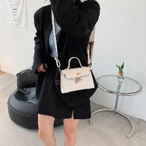 Nouveau printemps et automne nouveau loquet mode femmes sac mode en relief femmes sac à bandoulière mode bandoulière sac à main 19x7x13 blanc