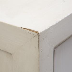 21 Rabatt auf Oblak Kommode aus massivem Holz in WeißShabby