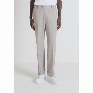 Pantaloni dritti Evan in misto cotone e lyocell ora 5160
