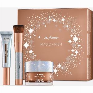 13  de réduction sur le coffret Teint parfait  Regard intense édition Noël