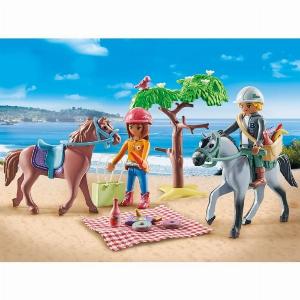 Réduction de 15 sur le coffret PLAYMOBIL 71470 Amélia Ben et chevaux