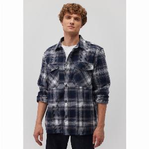 Kariertes Overshirt für 5495  vorher 5995  jetzt mit 8  Rabatt