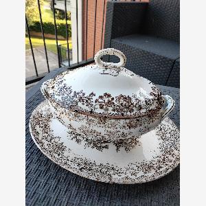 Offerta Zuppiera in porcellana vintage anni 50 con sconto del 33