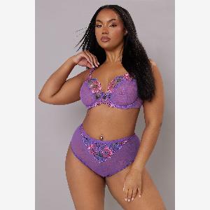 Profitez dune réduction de 33  sur la culotte violette brodée fleurie