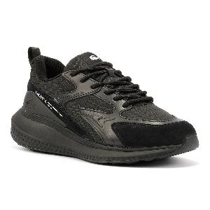 Réduction de 53 sur les baskets Lacoste L003 Evo noires pour hommes