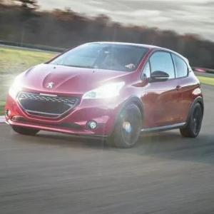 Coffret Pilotage en Peugeot 208  Circuit dIssoire
