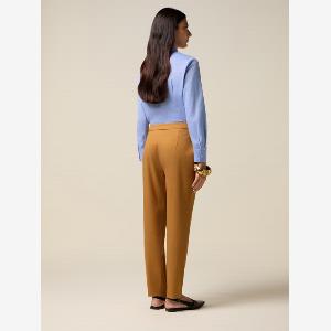 Oltre  Chinos con dettaglio in vita Donna Marrone Taglia 52