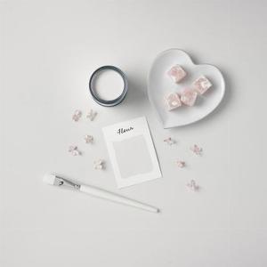 Peinture Murale Chalky  Fleur prix réduit de 45  à 30  33 
