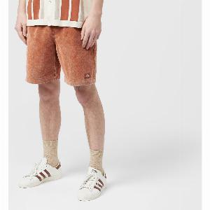 Dickies Chase City Shorts in rot früher 75  jetzt nur 50  33  Rabatt erhältlich