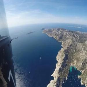 Promotion 23 de réduction sur un baptême en hélicoptère près de Marseille