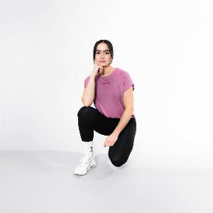 Essential casual Tshirt  Body  Fit sportswear
