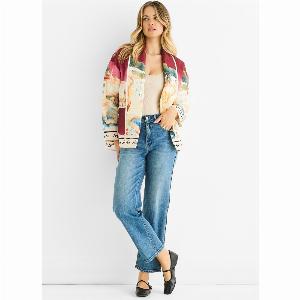 Enjoy 15 Discount on Lightweight Quilted Jacket with Burgundy Water Print