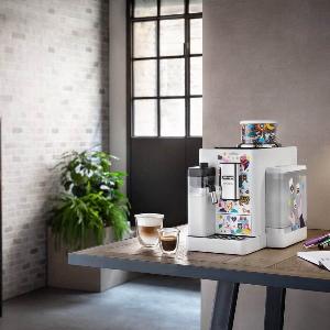 DeLonghi Rivelia Edizione Limitata EXAM44055MDW ora a 749