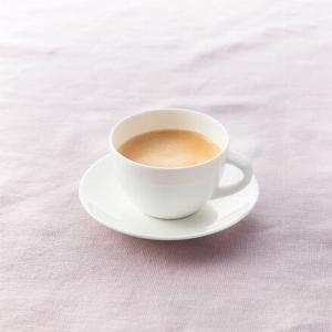 Tasse à café et soucoupe en Fine Bone China 33 sur une élégance intemporelle