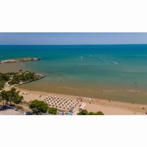 Milano  Gargano Mare Italia  Villaggio Capo Vieste