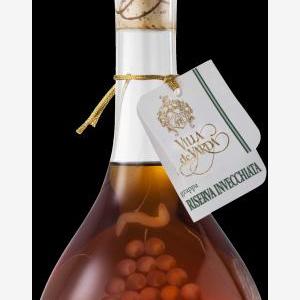 Villa de Varda Grappa Riserva Mormorio Della Foresta in Mundgeblasener Glaskaraffe