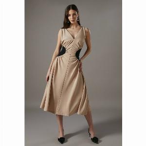 Contrast Waist Midi Dress  BlackNude