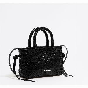 MiniShopper aus schwarzem Leder jetzt für 138  5  Rabatt
